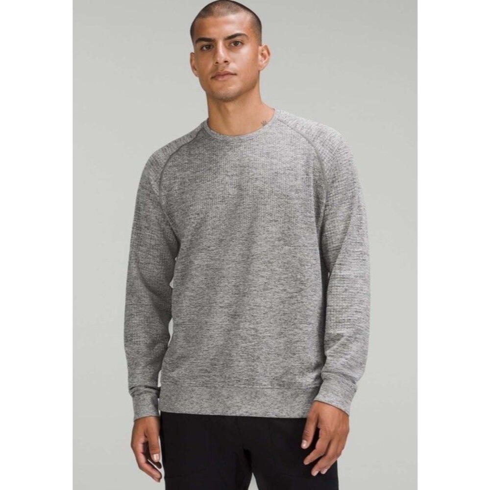 Lululemon Engineered Warmth Long Sleeve Crew Mens Heather Gray Pullover EST SZ L